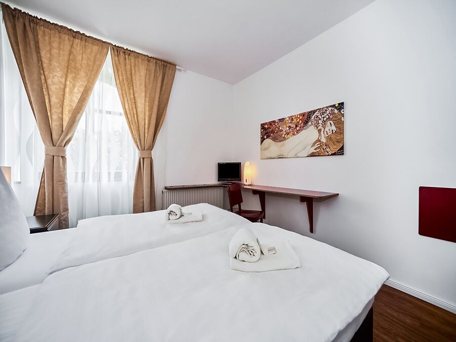 Oyo Hotel Matzbach Berlin Bagian luar foto